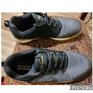 Skechers Men size 13 Black, Gold and White Tennis